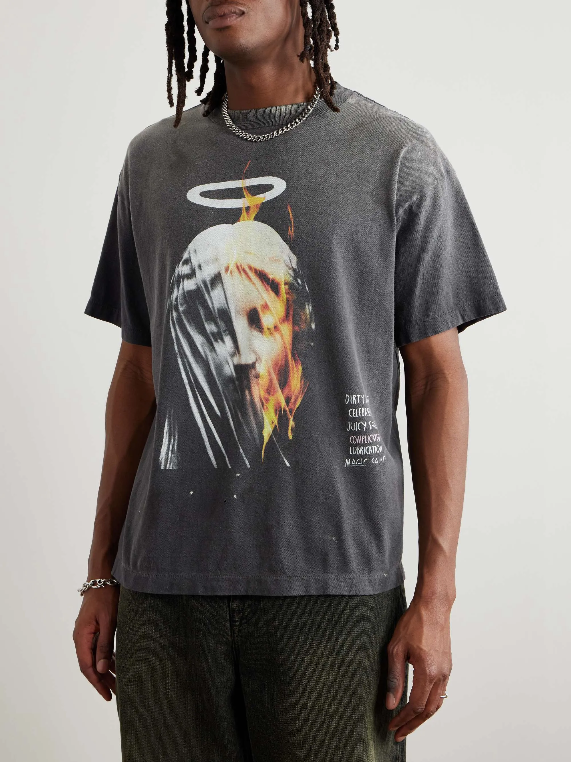 SAINT Mxxxxxx SS TEE/DEVIL DADDY/BLK Virgin Mary retro distressed printed tee, washed black S-XL, this season's hottest item, in order to give you an authentic experience, repeated debugging and polishing in printing and washing, finally meet you, the same old style, the same as the original version, cylindrical side seam OE yarn fabric/completely matched accessories, garment dyeing, heavy washing and water fading, bust bandage fading.